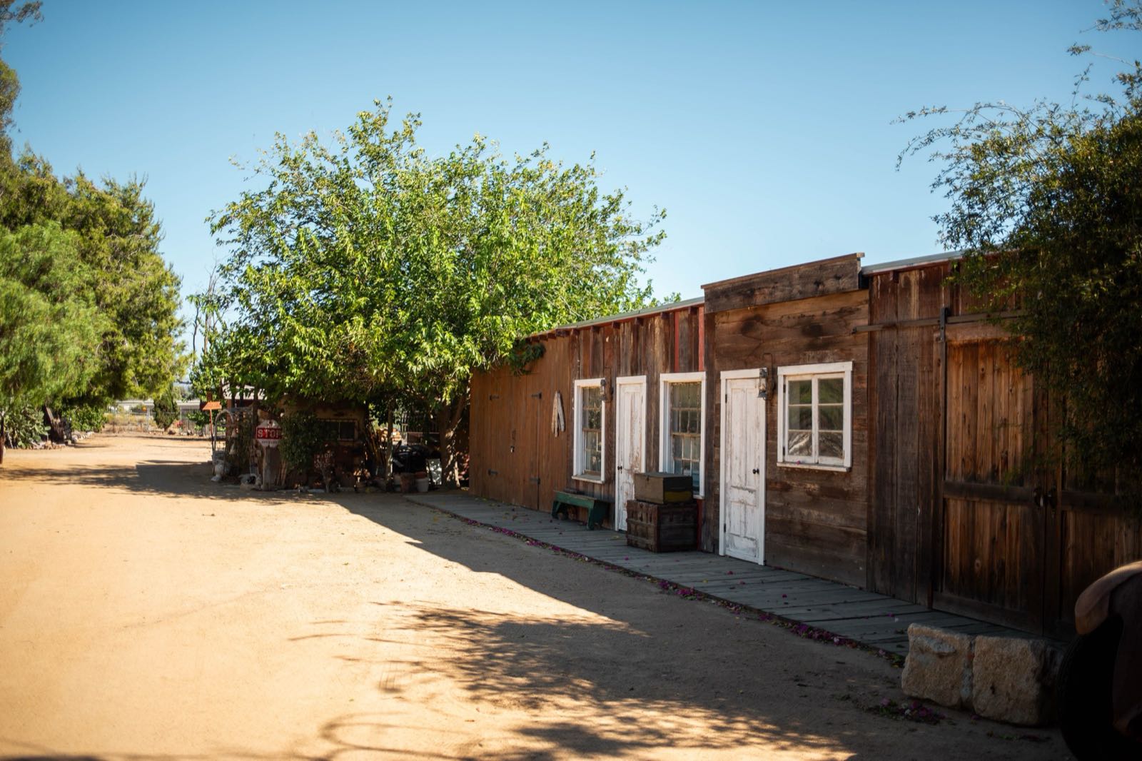 Rustic barn exterior at Big Nose Winery in Old Town Temecula